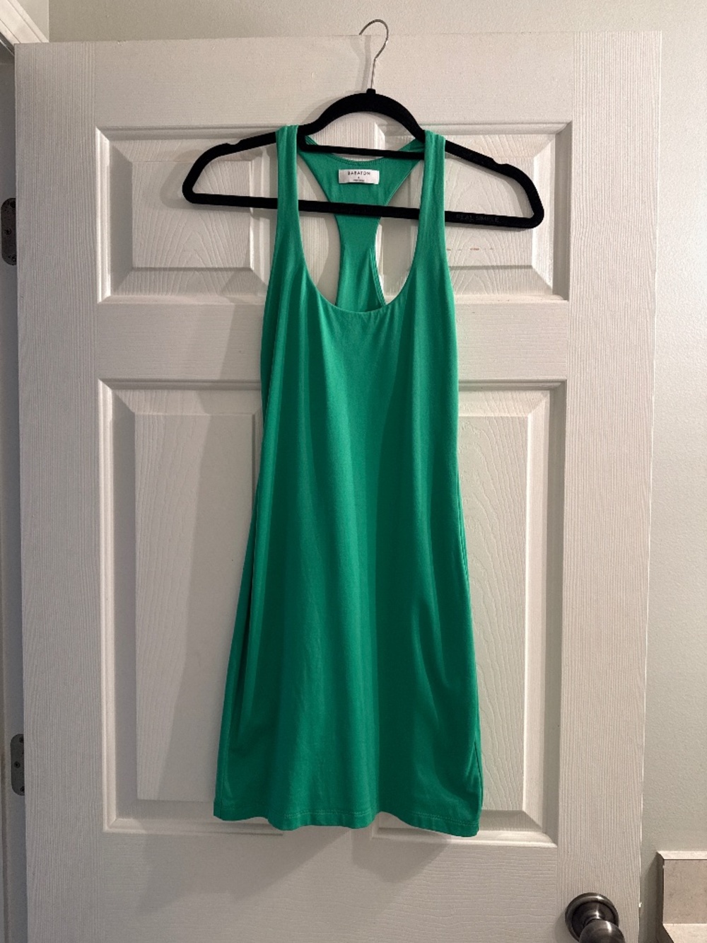 Aritzia Babaton emerald green dress